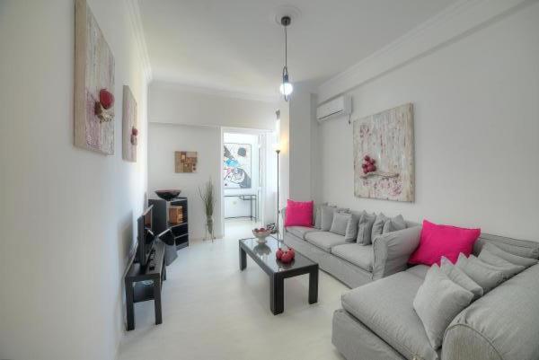 Cosy Apartment In Glyfada Center Athen Eksteriør bilde